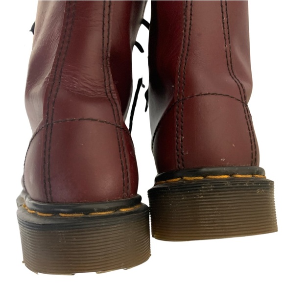 Dr martens lace up boots made in England 10 eye - Picture 5 of 11